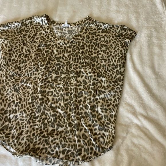 Joie Animal Print Silk Short Sleeve Top - Picture 2 of 7